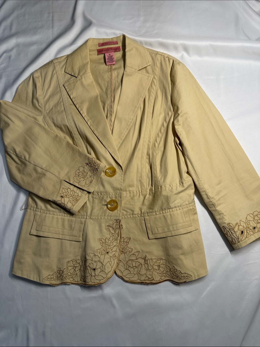 Bandolino Pale Yellow Embroidered Floral Blazer